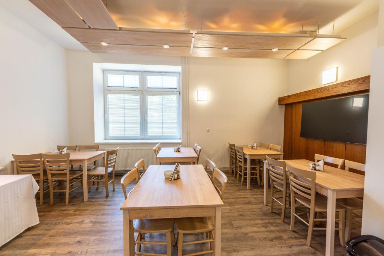Moravská Třebová Hotel Orka מראה חיצוני תמונה