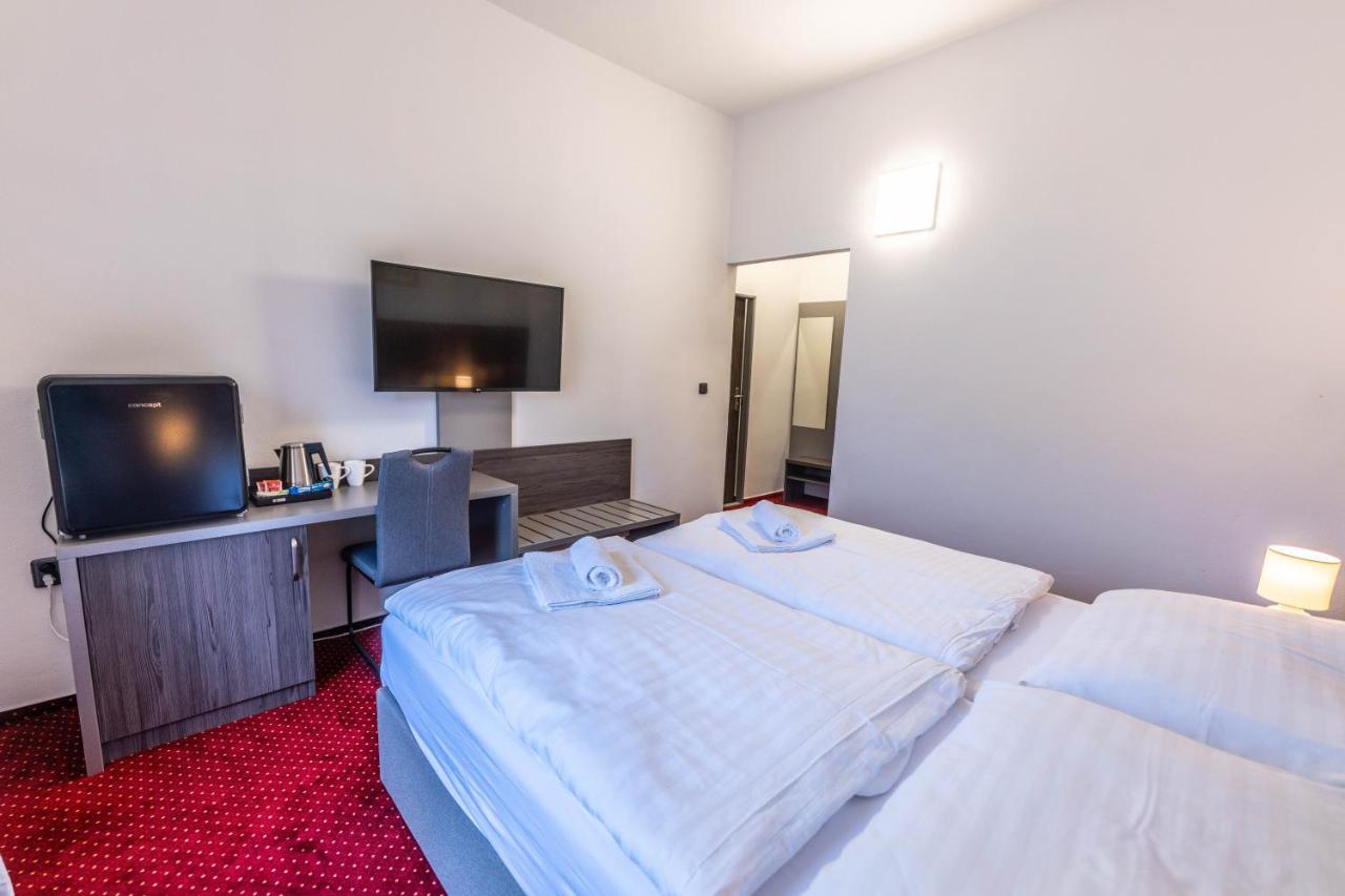Moravská Třebová Hotel Orka מראה חיצוני תמונה