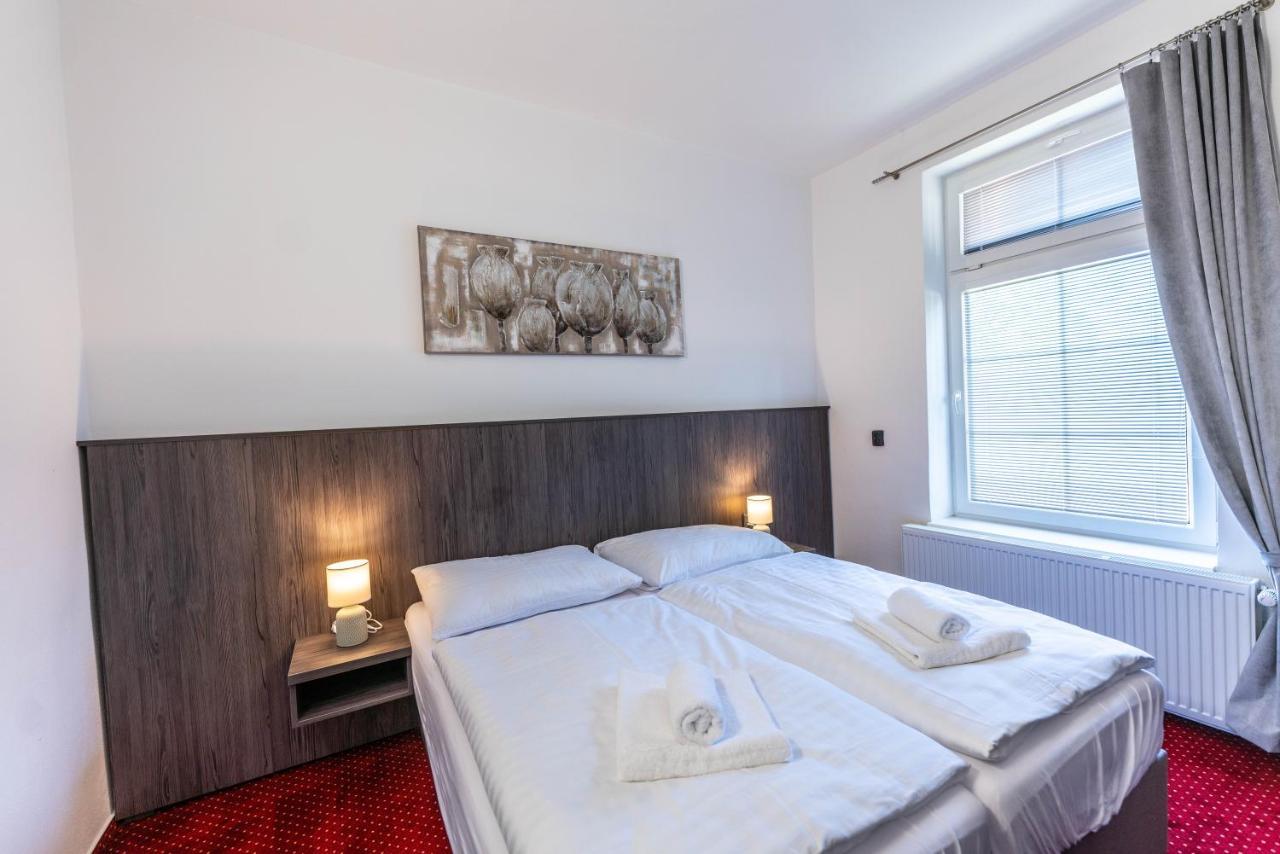 Moravská Třebová Hotel Orka מראה חיצוני תמונה