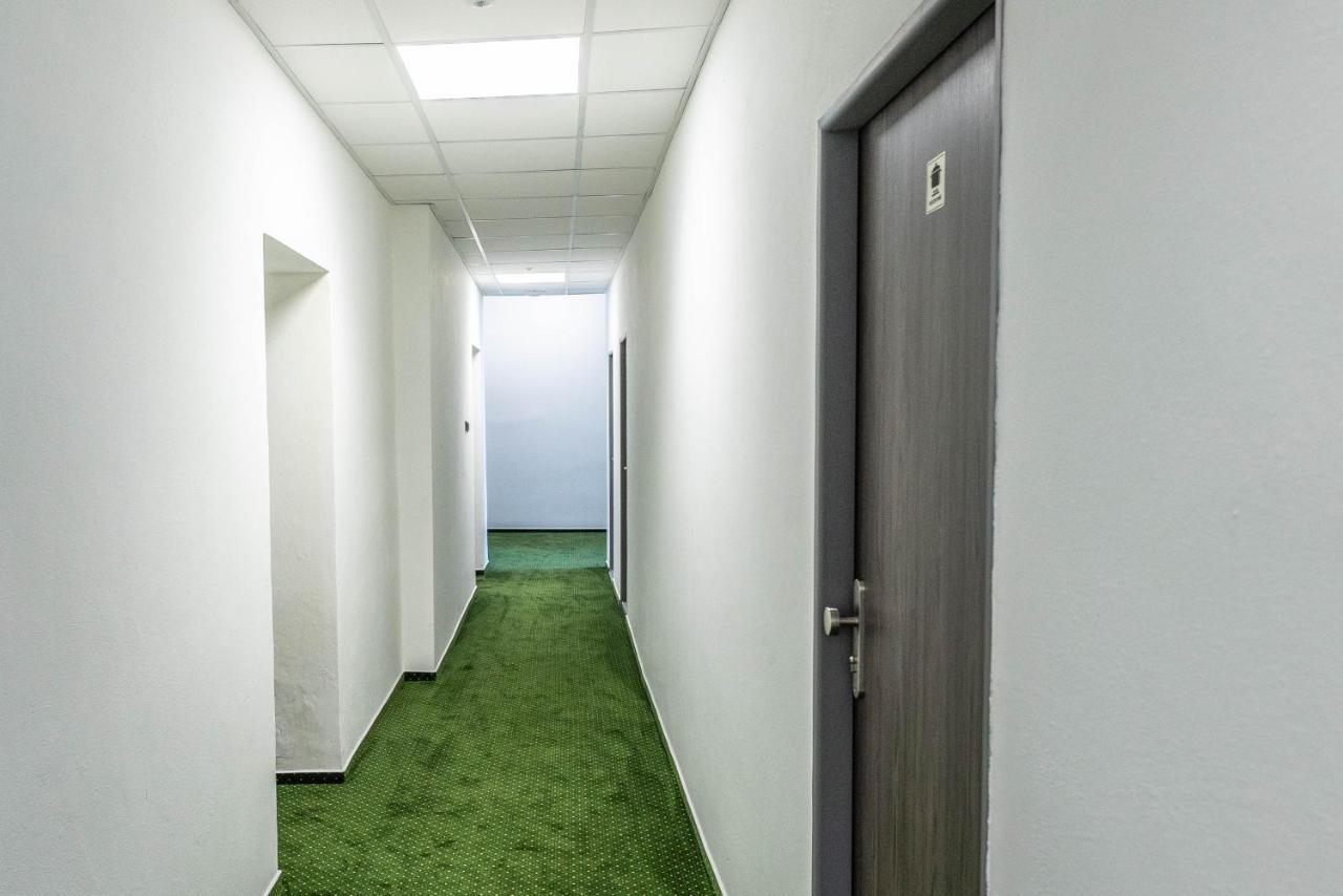 Moravská Třebová Hotel Orka מראה חיצוני תמונה